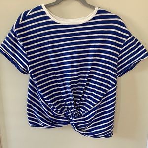 Blue and white striped knotted tee